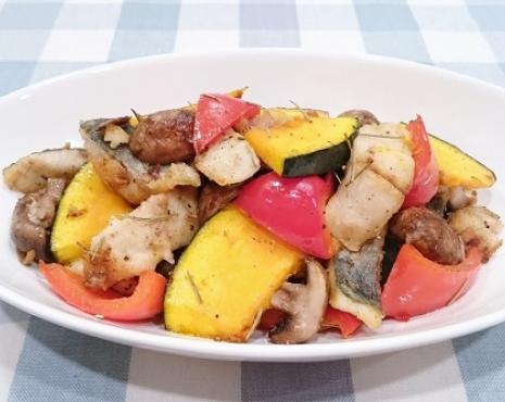 蔵の匠カボチャとアジの炒め物